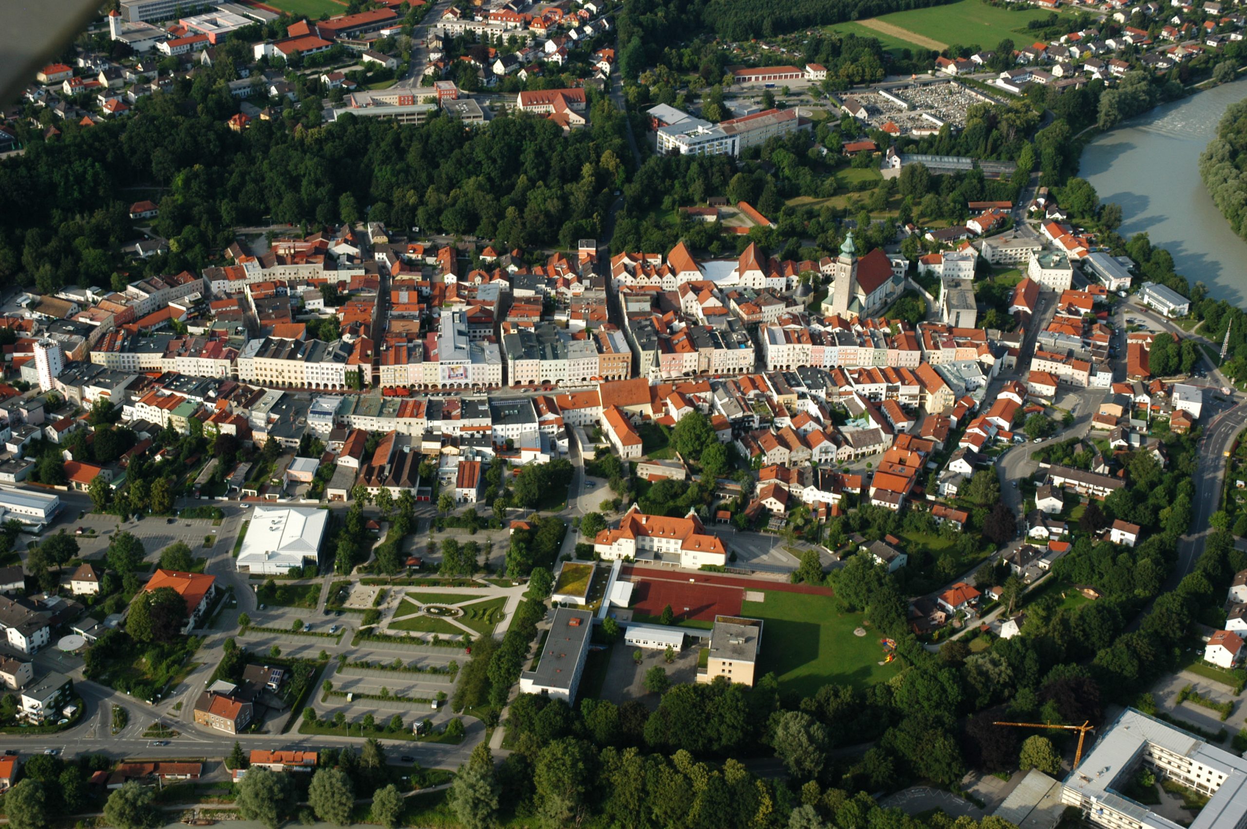 Luftbild von Mühldorf am Inn