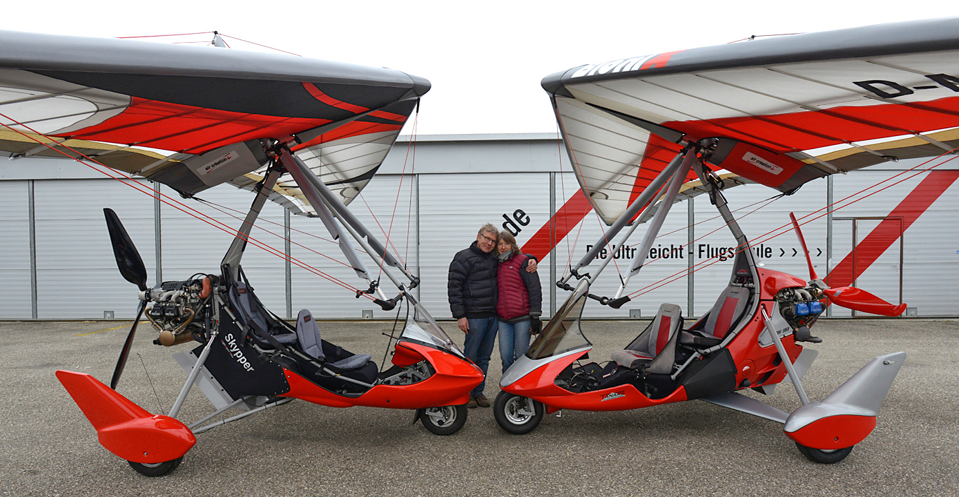 Fluglehrer Heike und Uli mit Trikes